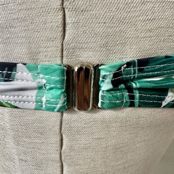 Ekouaer green leaf bikini top - Picture 5 of 8